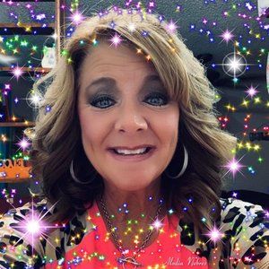 Meet your Posher, Sheri